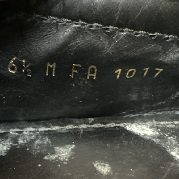 Louis Vuitton Suede Driving Loafers Men's 6.5 Black LV Hardware Made Italy - Picture 13 of 16